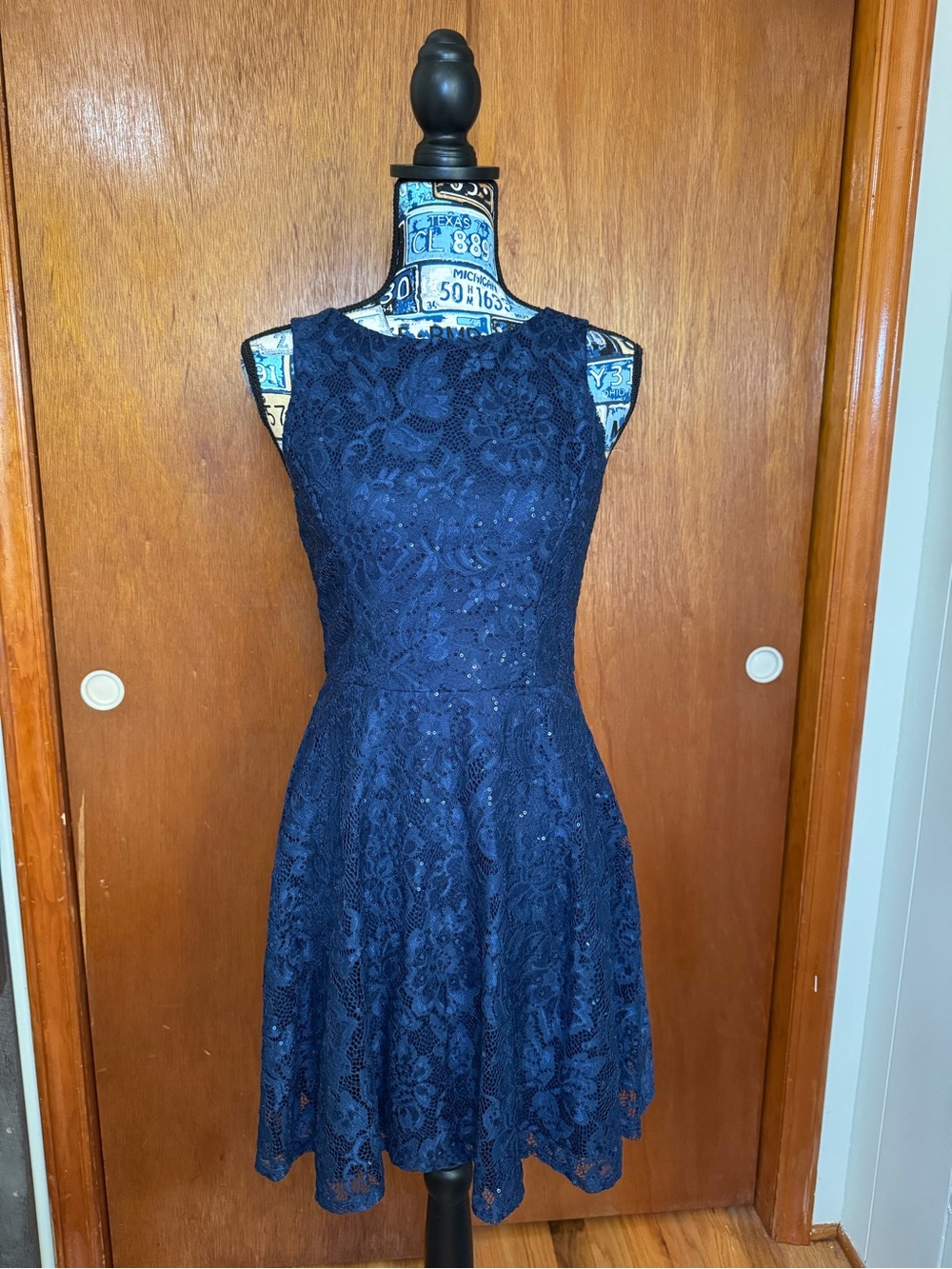 Speechless Navy Blue Sequin Lace Fit & Flare Sleeveless Hoco Dress Size 5